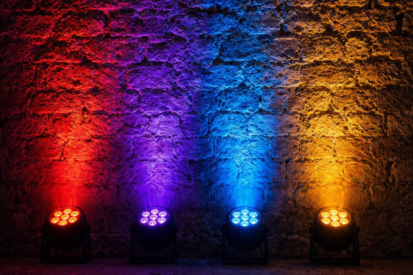 LED-Scheinwerfer FOS Touring Par (4 Stück)